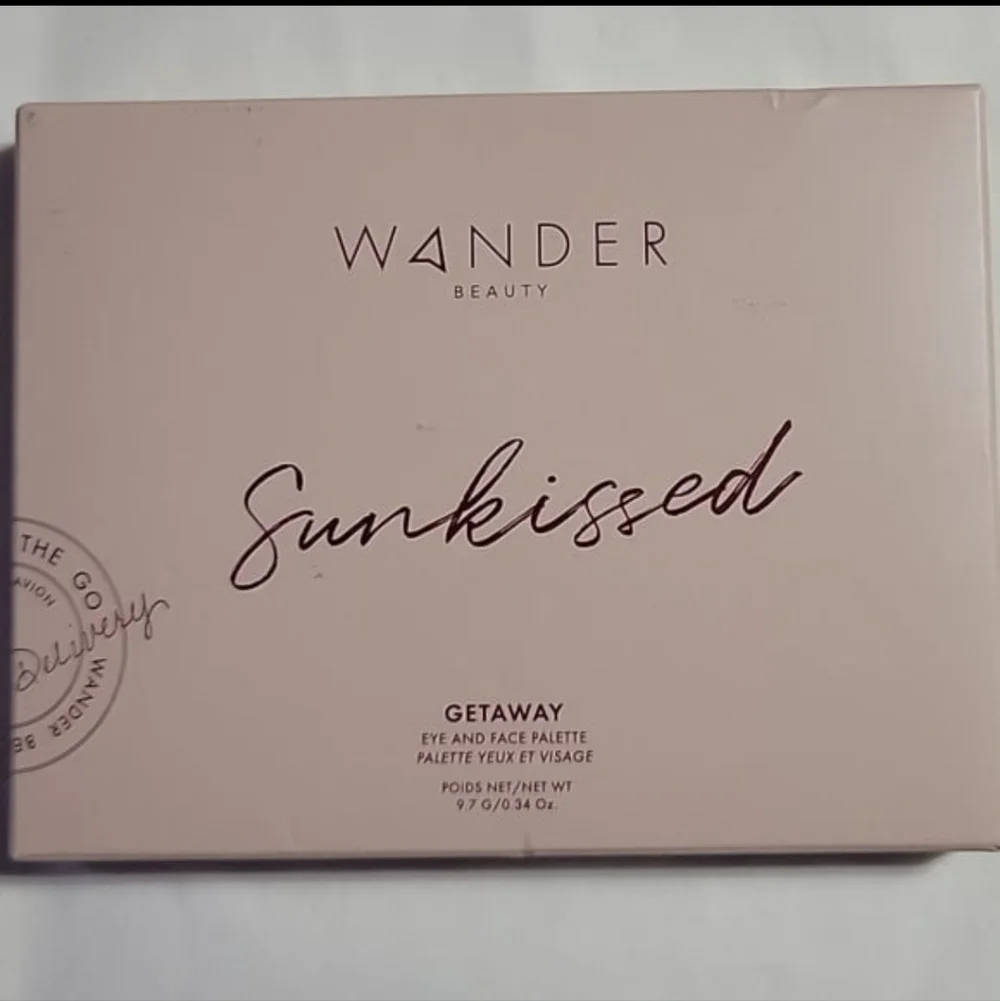 Wander Beauty Sunkissed Getaway Eye And Face Palette NIB